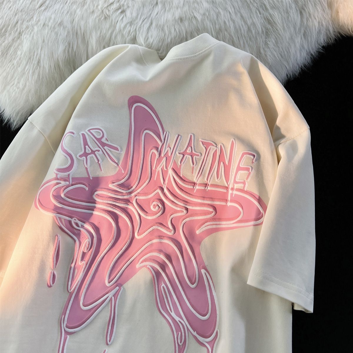European and American popular graphic T shirts for men and women in