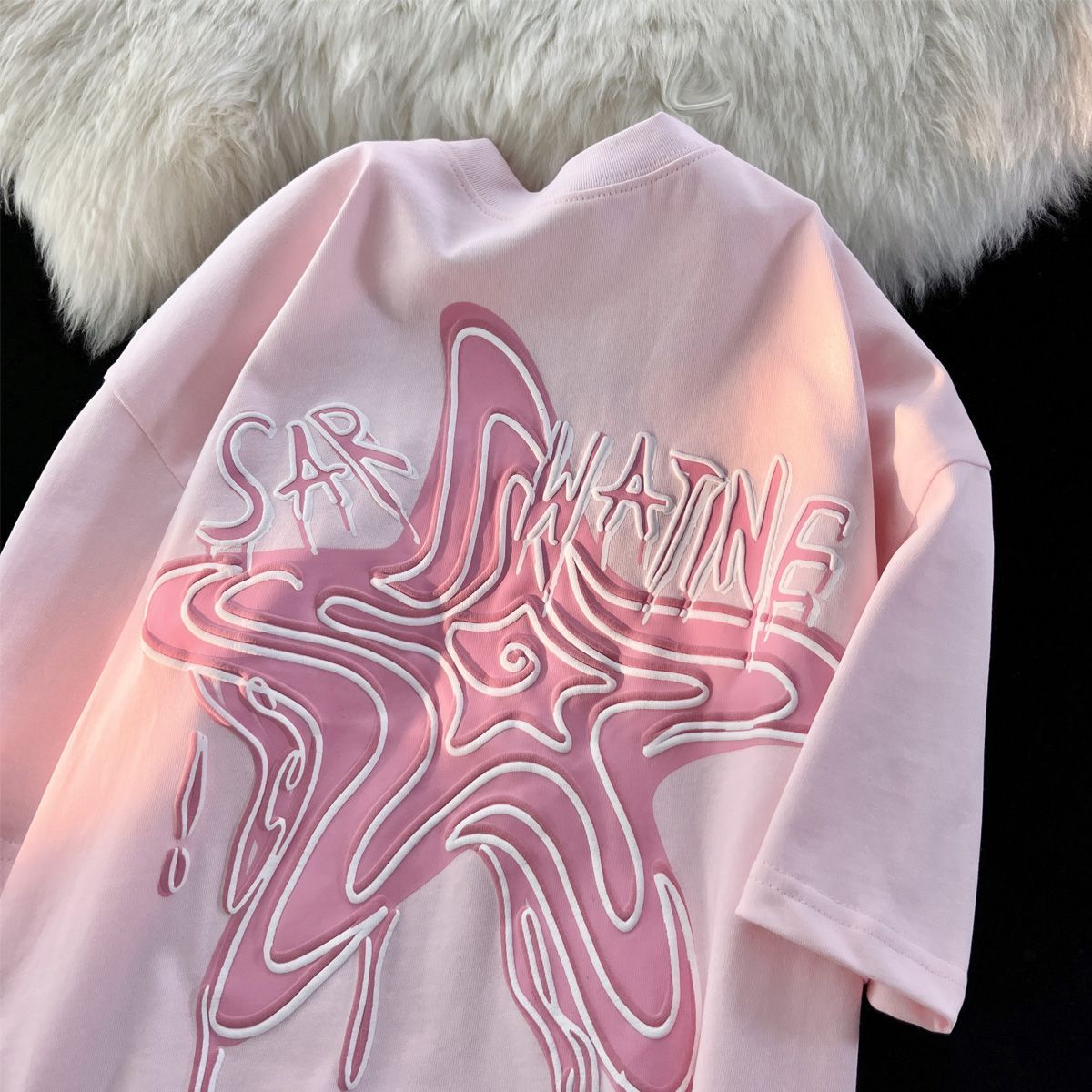 European and American popular graphic T shirts for men and women in