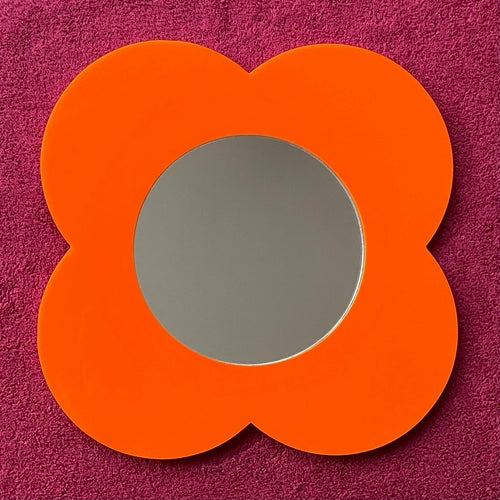 Dottie Mirror