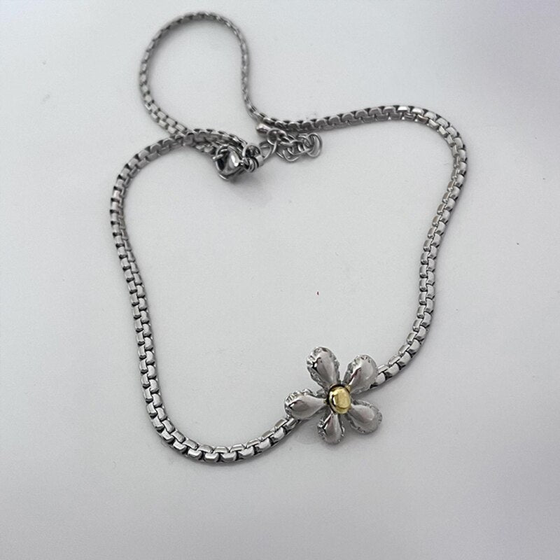 FLWR GRL Charm Necklace